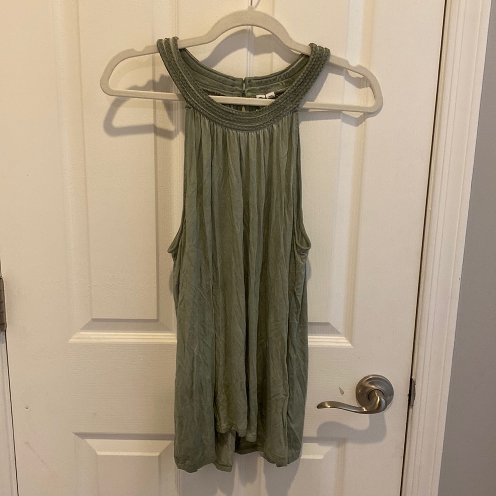 Cable & Gauge Size M tank